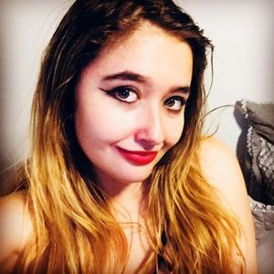 Meet your Posher, Christiana